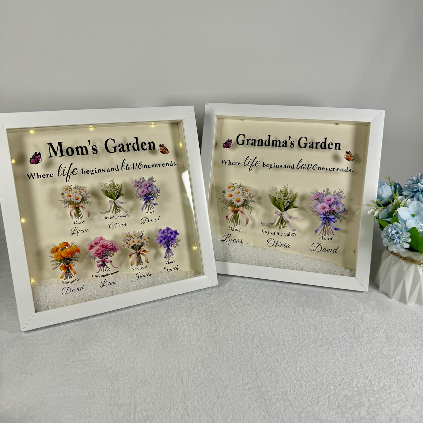 ✨Mom’s Garden LED Light Frame – Custom Birth Flower Gift